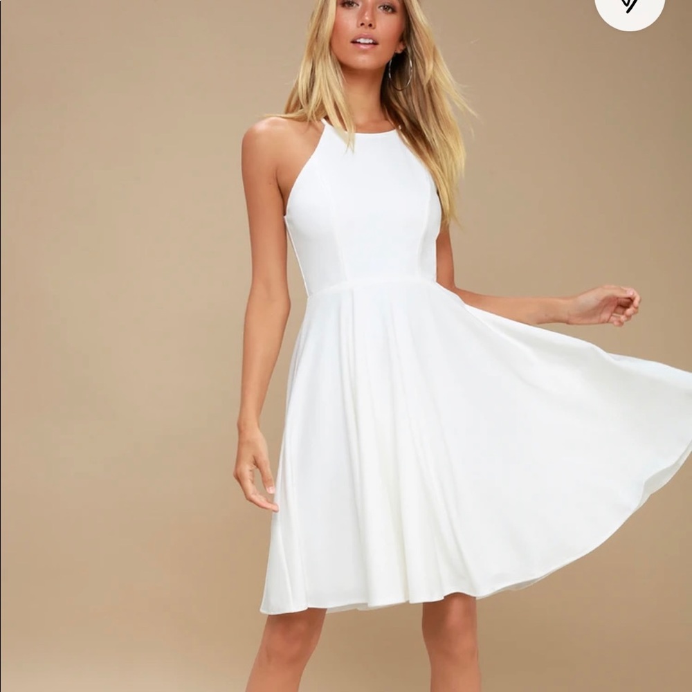 Lulu’s • White Midi Dress in size XS - Picture 7 of 8